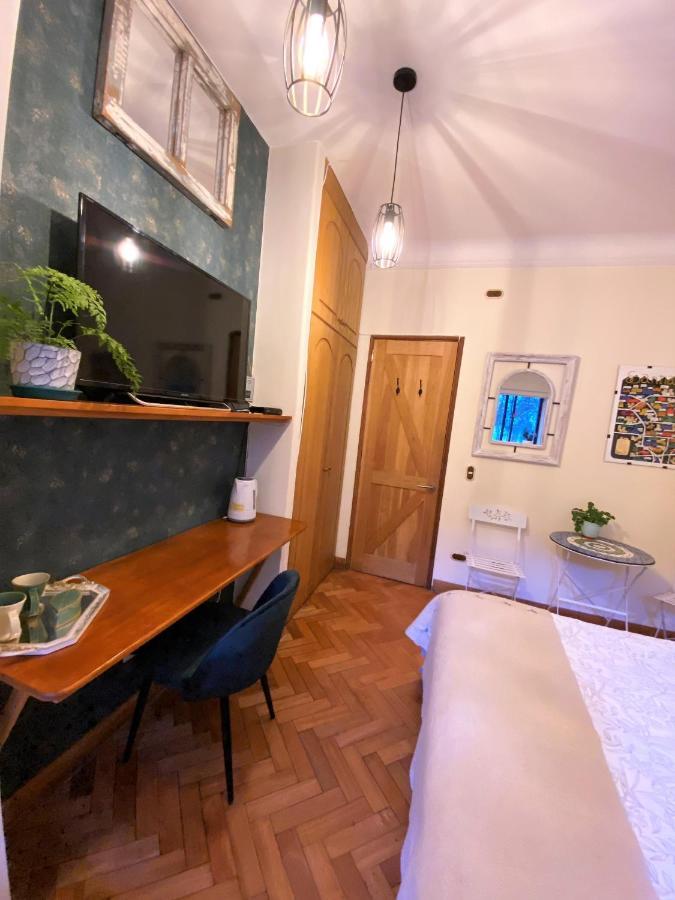 Bed & Breakfast Lastarria Сантяго Екстериор снимка