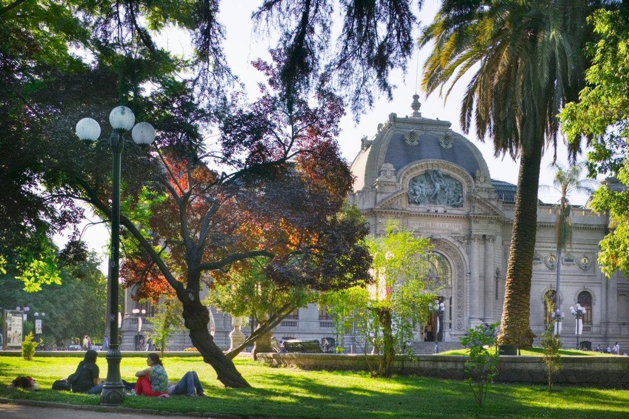 Bed & Breakfast Lastarria Сантяго Екстериор снимка